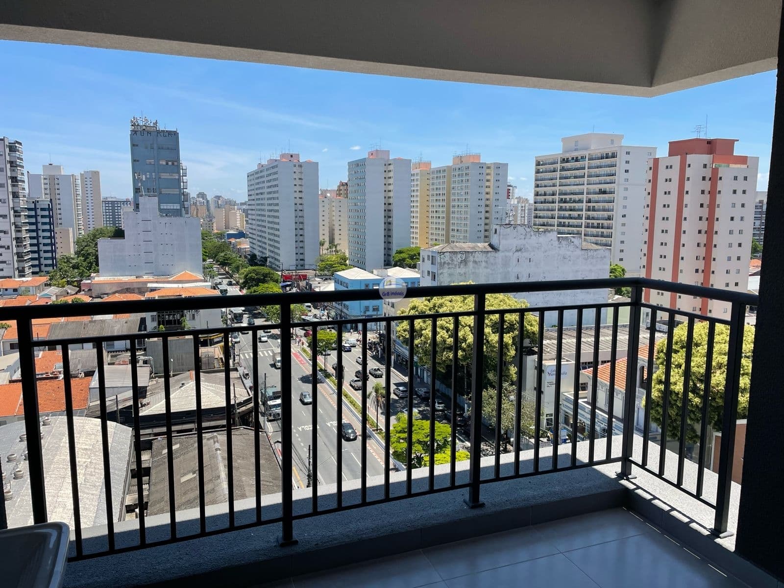 Apartamento Novíssimo, colado ao metrô Saúde!