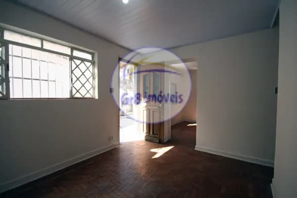 Casa Vila na Liberdade, próximo da UNIP!
