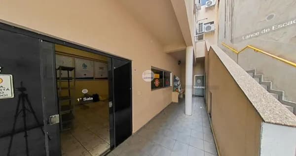Galpão Prédio Comercial próximo ao metrô Santa Cruz e Praça da Árvore!