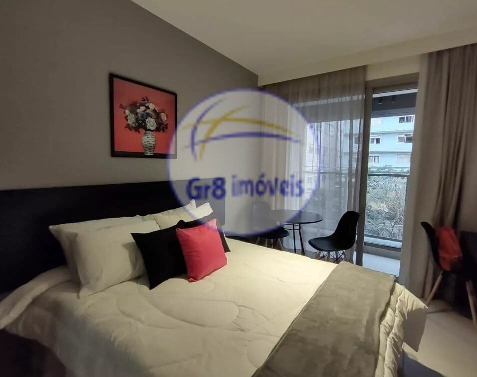 Studio Mobiliado e próximo da PUCSP!