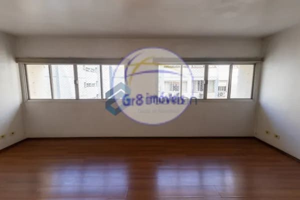 Apartamento nos Jardins com 2 vagas de garagem!