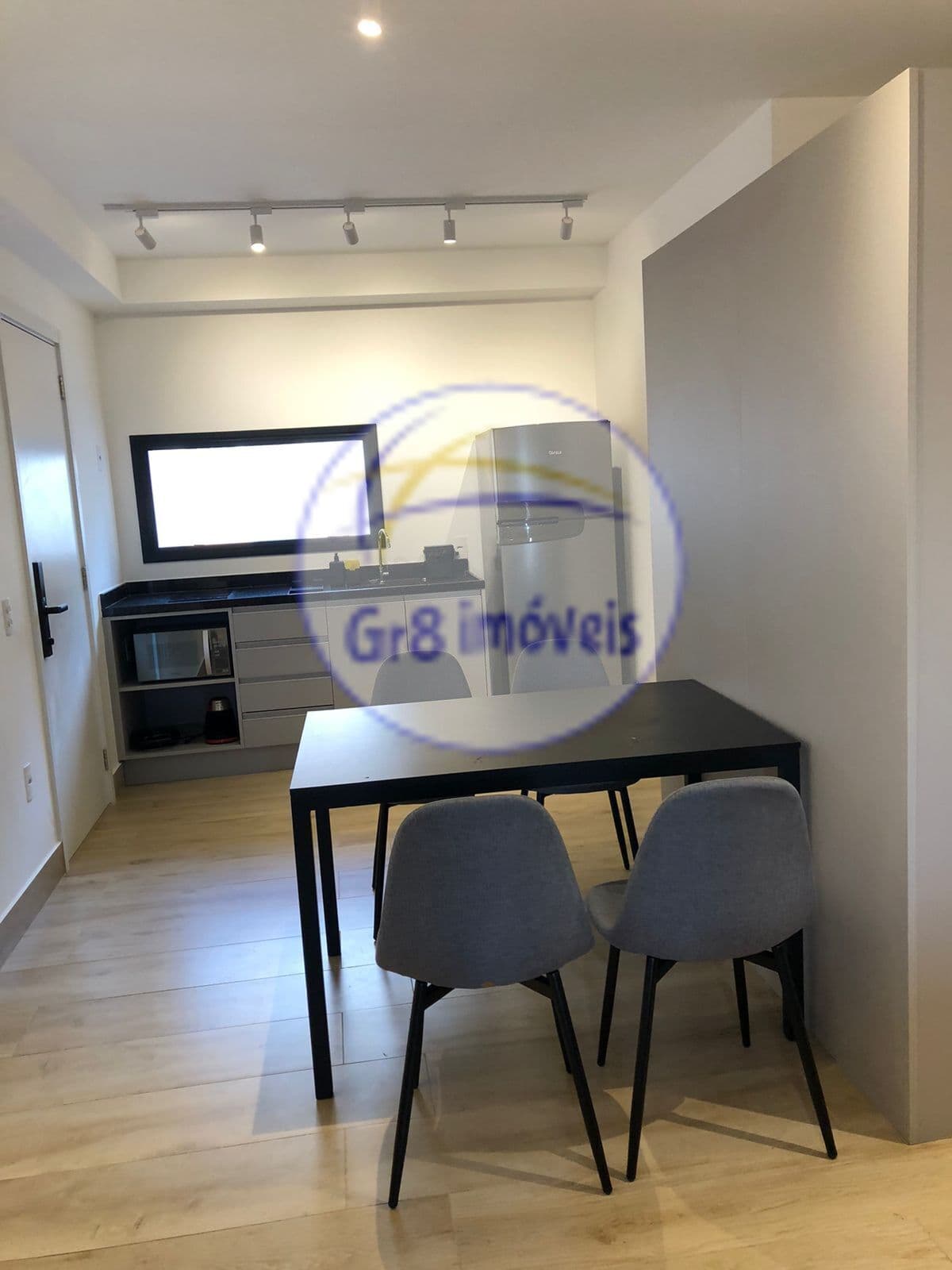Studio Mobiliado e Decorador a 10 minutos do Metrô Higienópolis Mackenzie!
