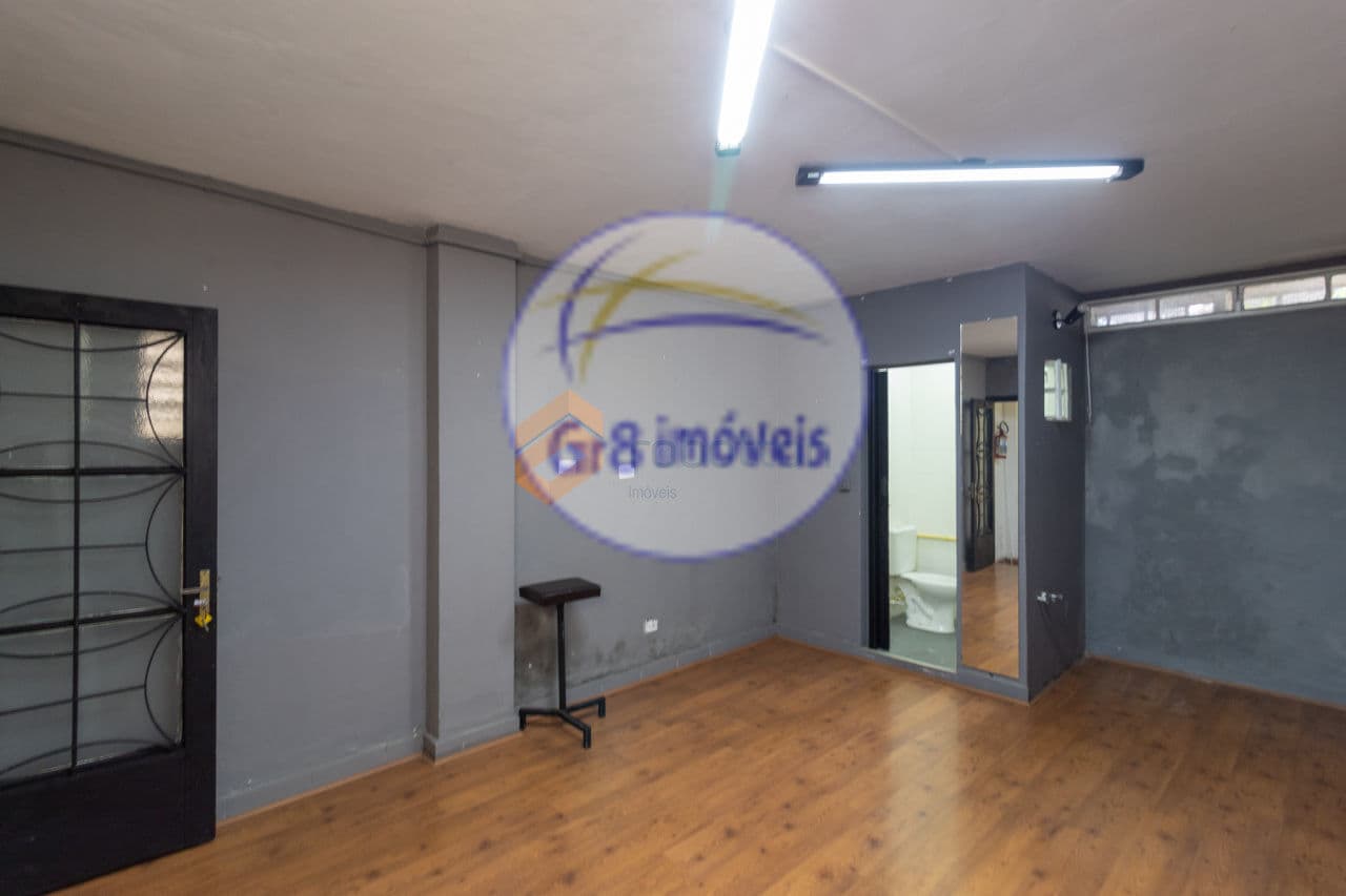 Sala Comercial na Rua Oscar Freire, colado com o metrô Sumaré!