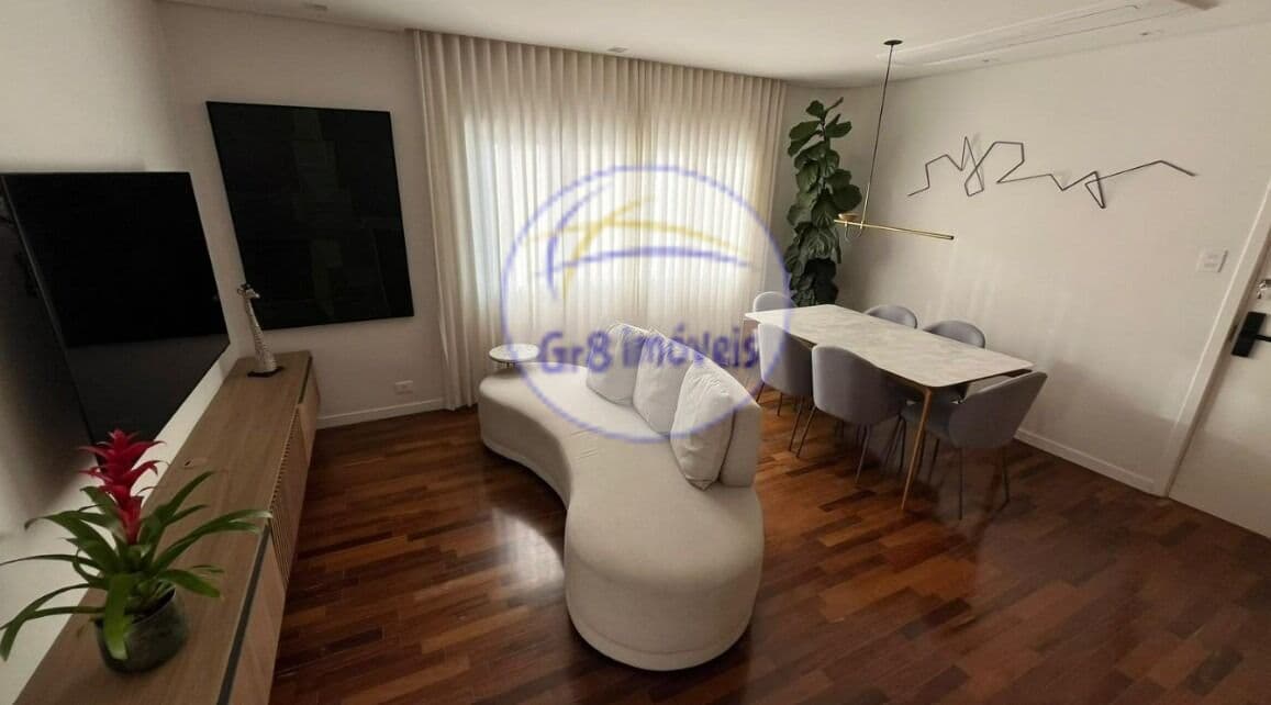 Apartamento com 2 dorm e 1 vaga de garagem