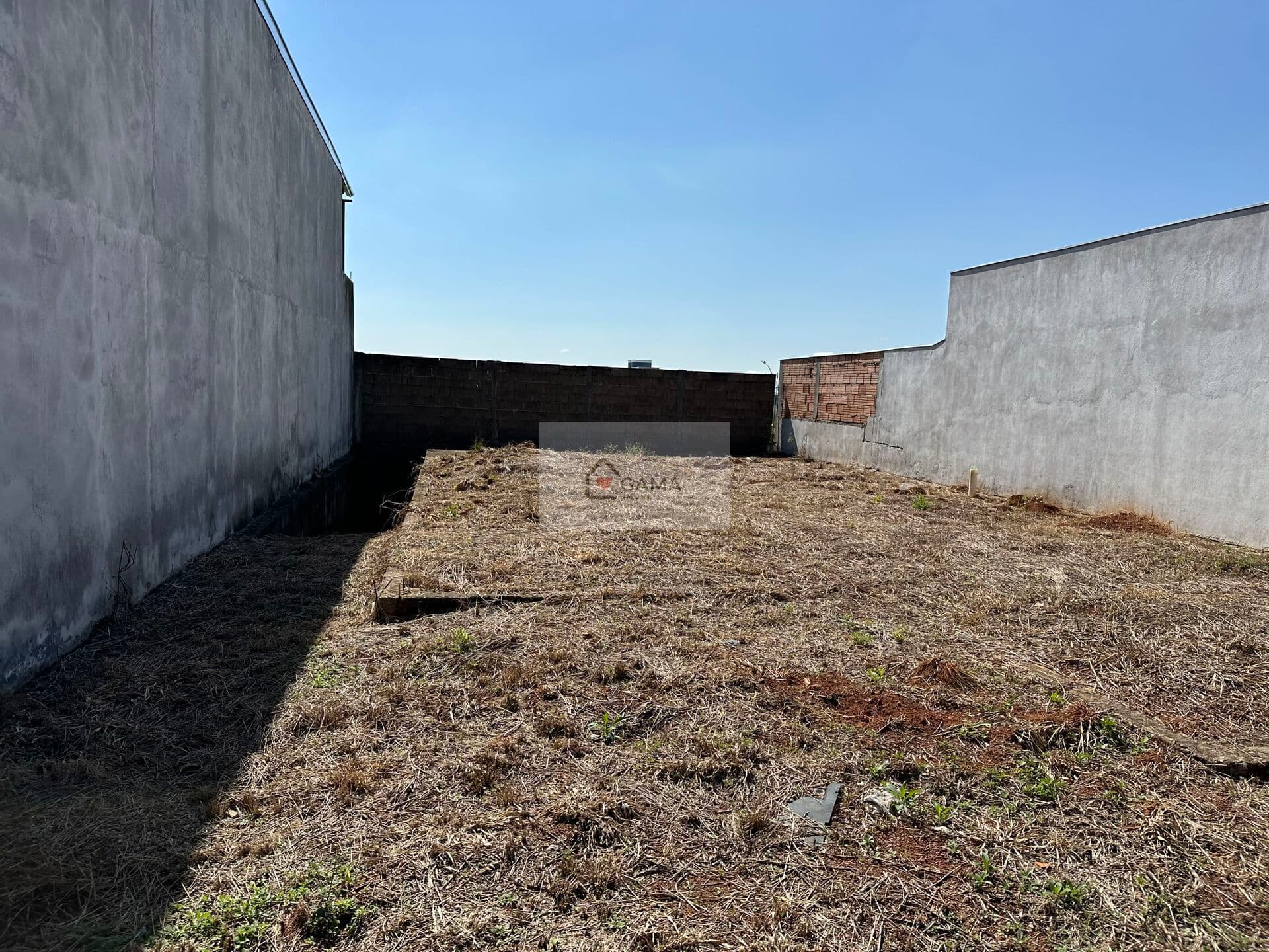 Lote/Terreno em Lavras - Santa Cruz