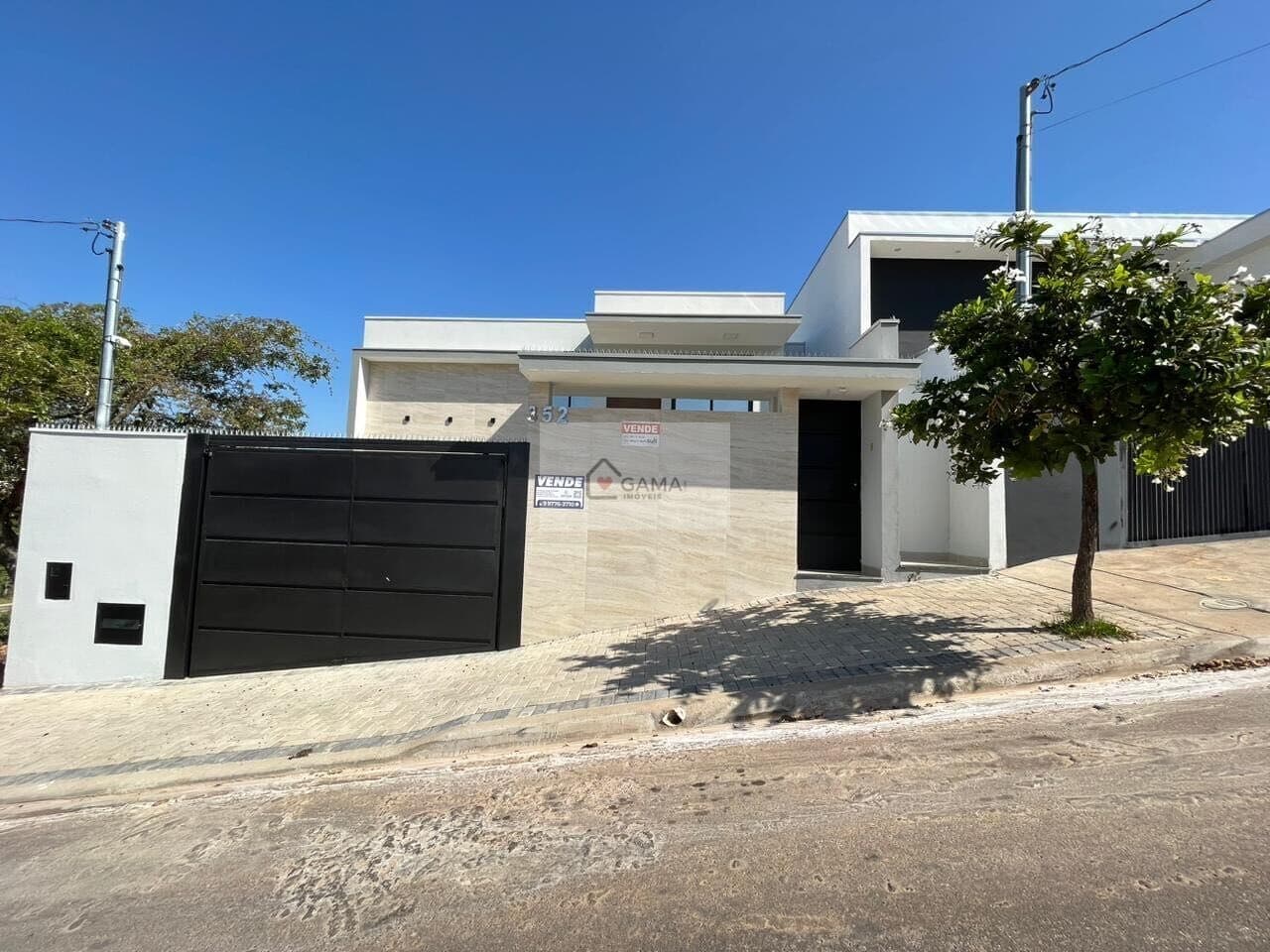 Casa em Lavras - Residencial a Vencedora