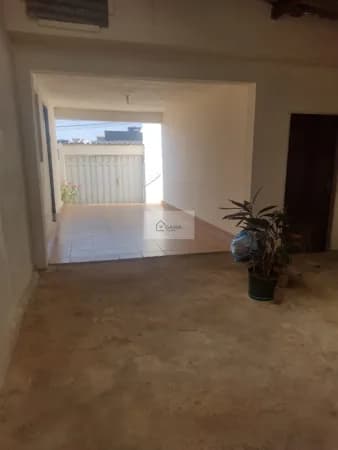 Ótima casa à venda no Jardim Glória!