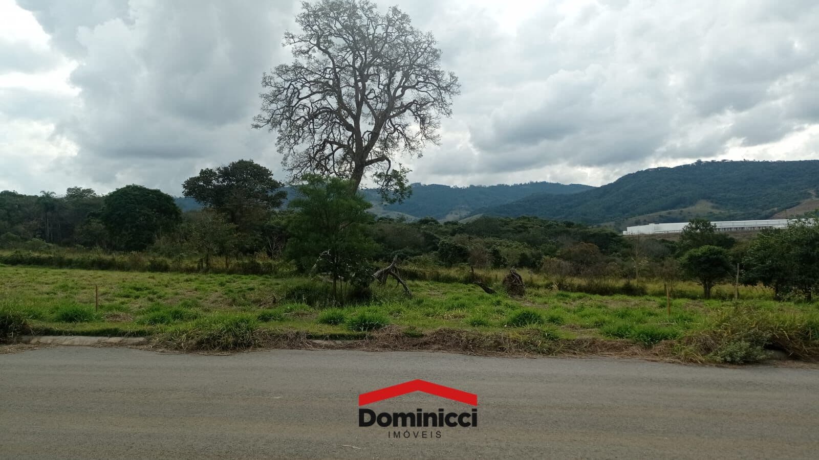 Lote/Terreno em Extrema - Centro