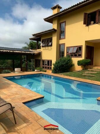 Casa em Bragança Paulista - Santa Helena