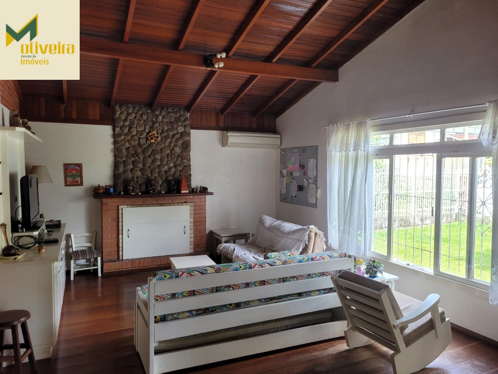 Casa de Alvenaria com edícula auxiliar!!