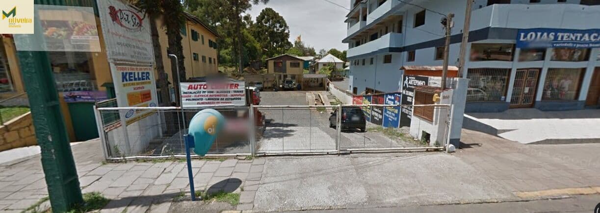 Terreno grande em rua comercial de Canela!!