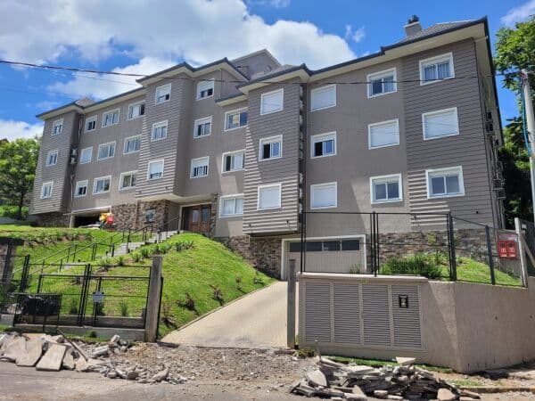 Apartamento Padrão para Venda em Várzea Grande Gramado-RS