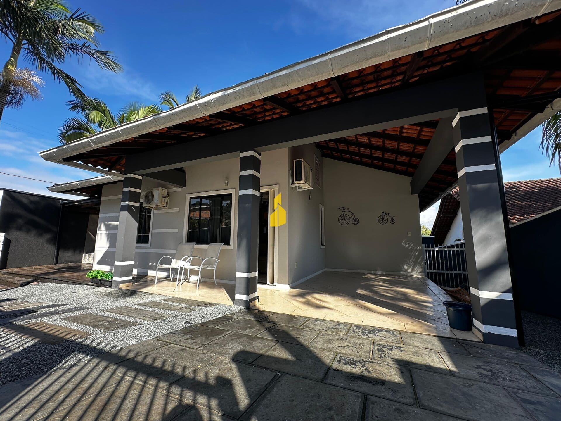 Casa com 3 quartos no bairro das Nações em Timbó-SC