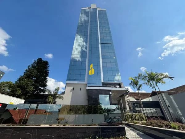 Apartamento Alto Padrão com 03 Suítes à venda em Timbó