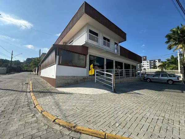 Prédio Comercial no bairro Vila Germer, Timbó/SC.