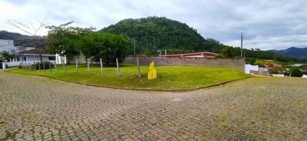 Terreno região privilegiada