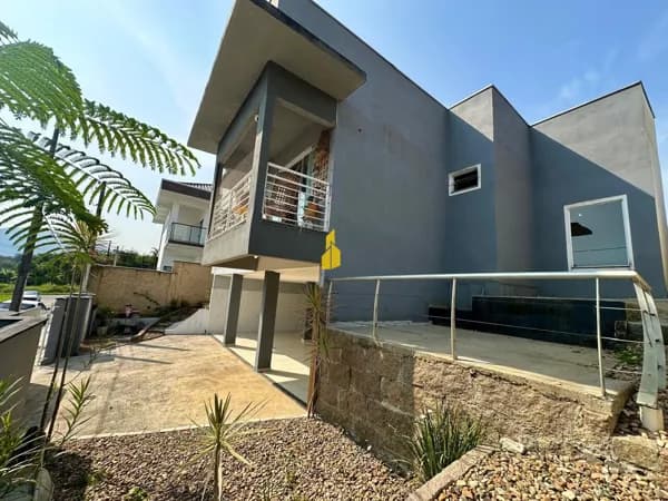 Casa residencial/comercial