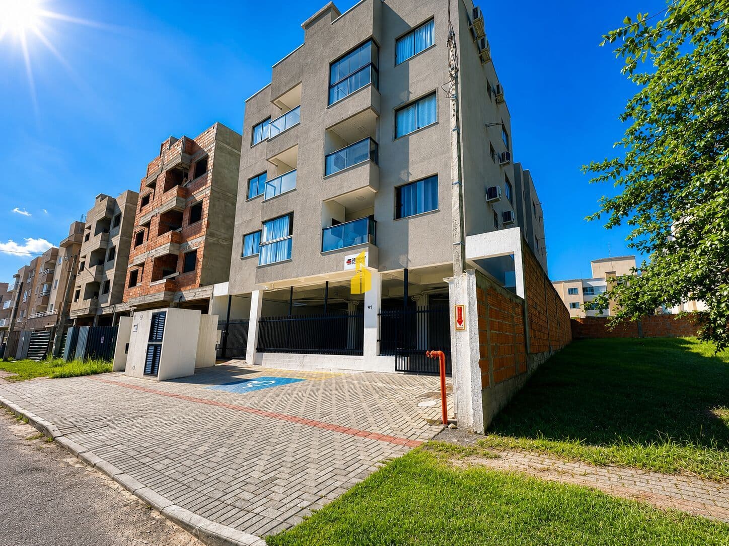 Apartamento com 2 dormitórios à venda no bairro Padre Martinho Stein em Timbó-SC