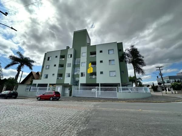 Apartamento Semi Mobiliado à Venda em Timbó (Bairro Quintino)