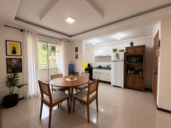 Apartamento com 2 dormitórios (1 suíte), à venda no bairro Imigrantes em Timbó-SC