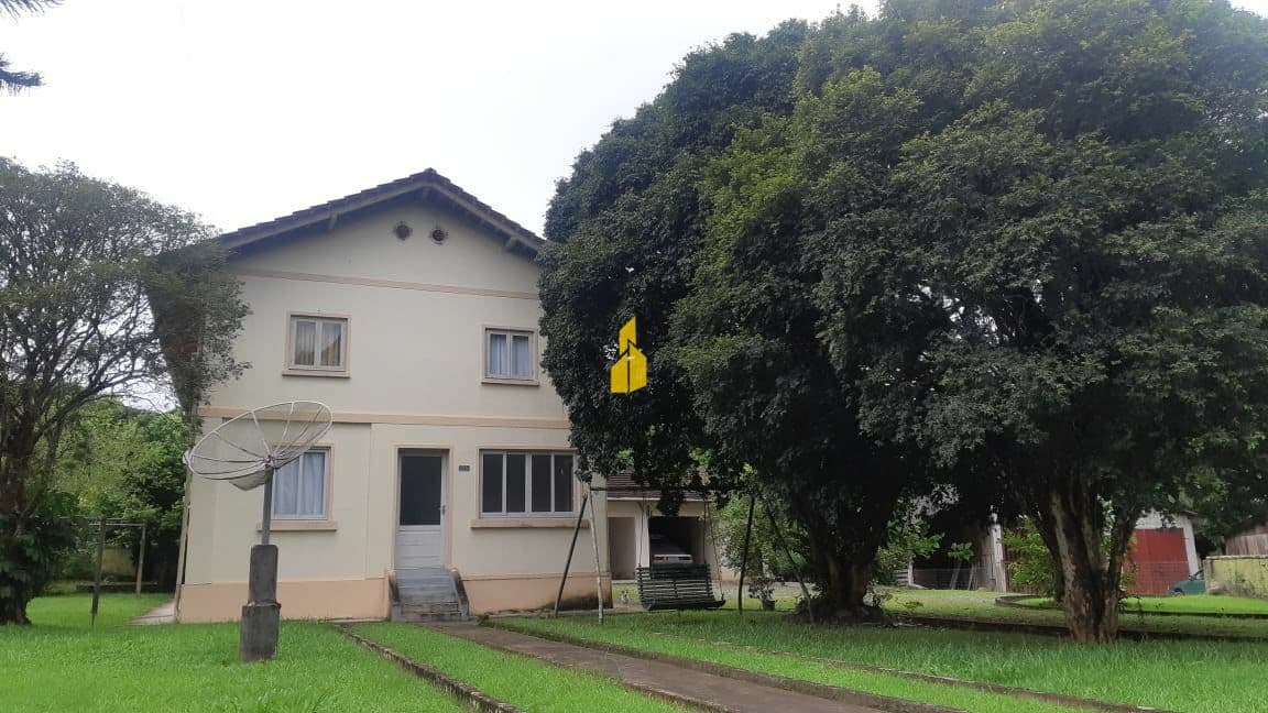 Casa Alvenaria em Lindo Padrão Antigo!