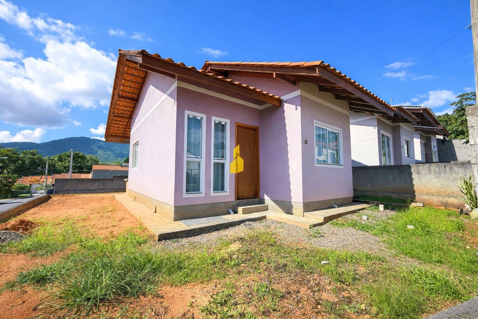 Casa de esquina mobiliada à venda no Bairro Estrada da Areias | Indaial-SC