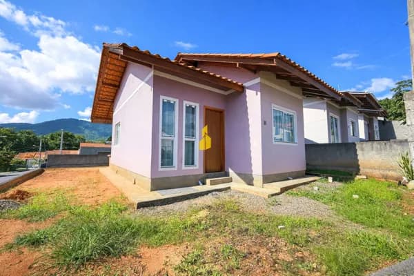 Casa de esquina mobiliada à venda no Bairro Estrada da Areias | Indaial-SC