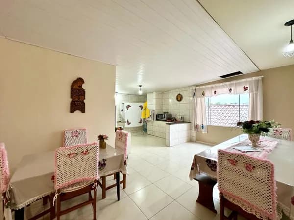 Casa em Indaial - Estados