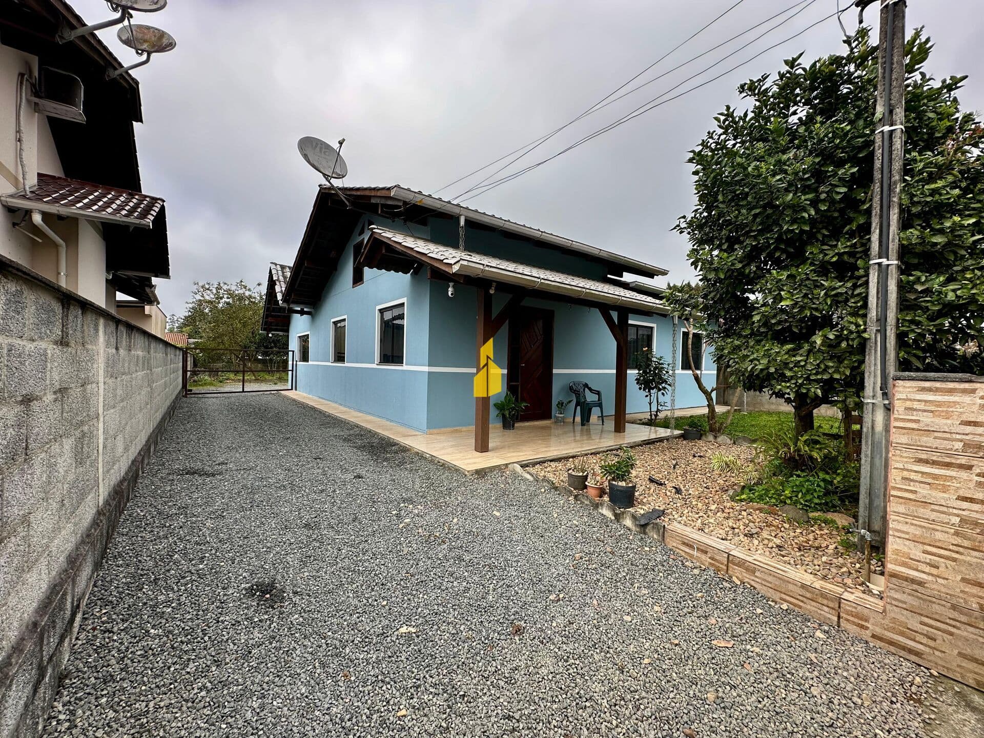 Casa em Rio dos Cedros - Divinéia