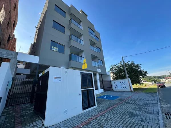 Apartamento em construção no Bairro Padre Martinho Stein