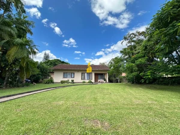 CASA COM AMPLO TERRENO (1,614m2) NA CIDADE DE RIO DOS CEDROS/SC