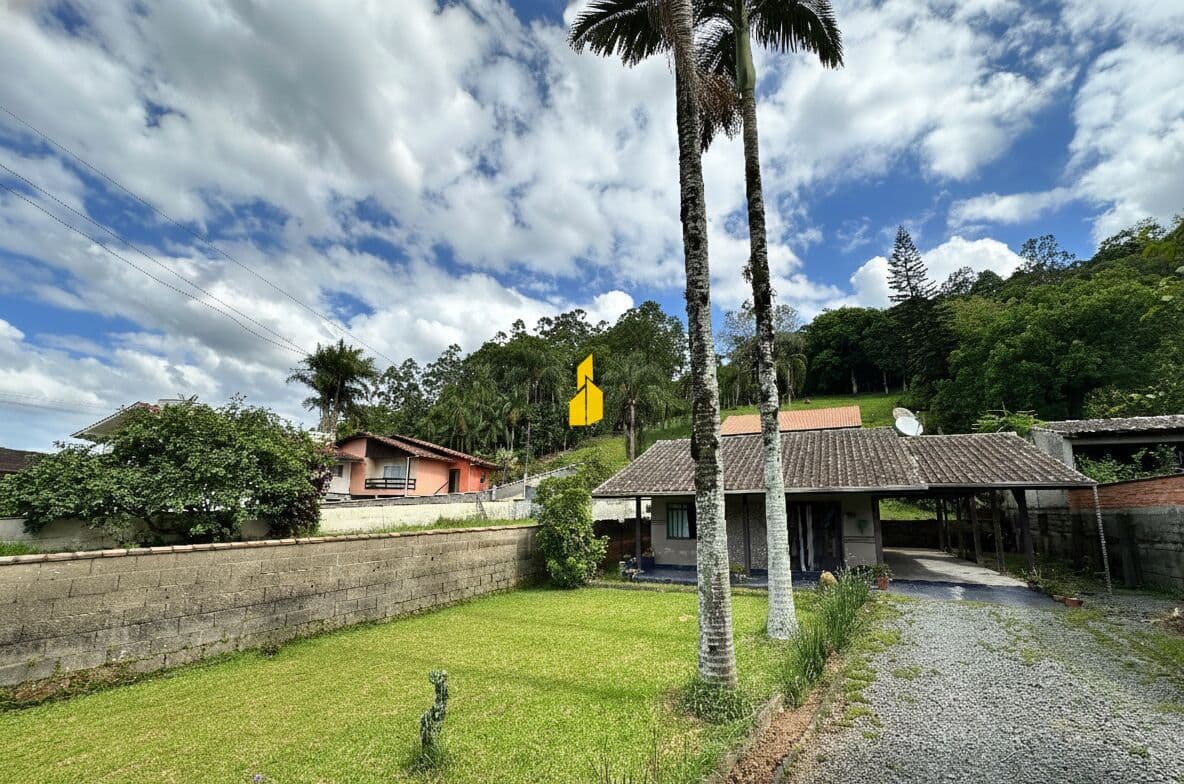 Casa á venda no bairro Araponguinhas em Timbó-SC