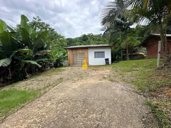 Casa à venda no bairro Rodeio 50 - Rodeio/SC