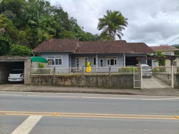 Casa no Bairro Araponguinhas em Timbó