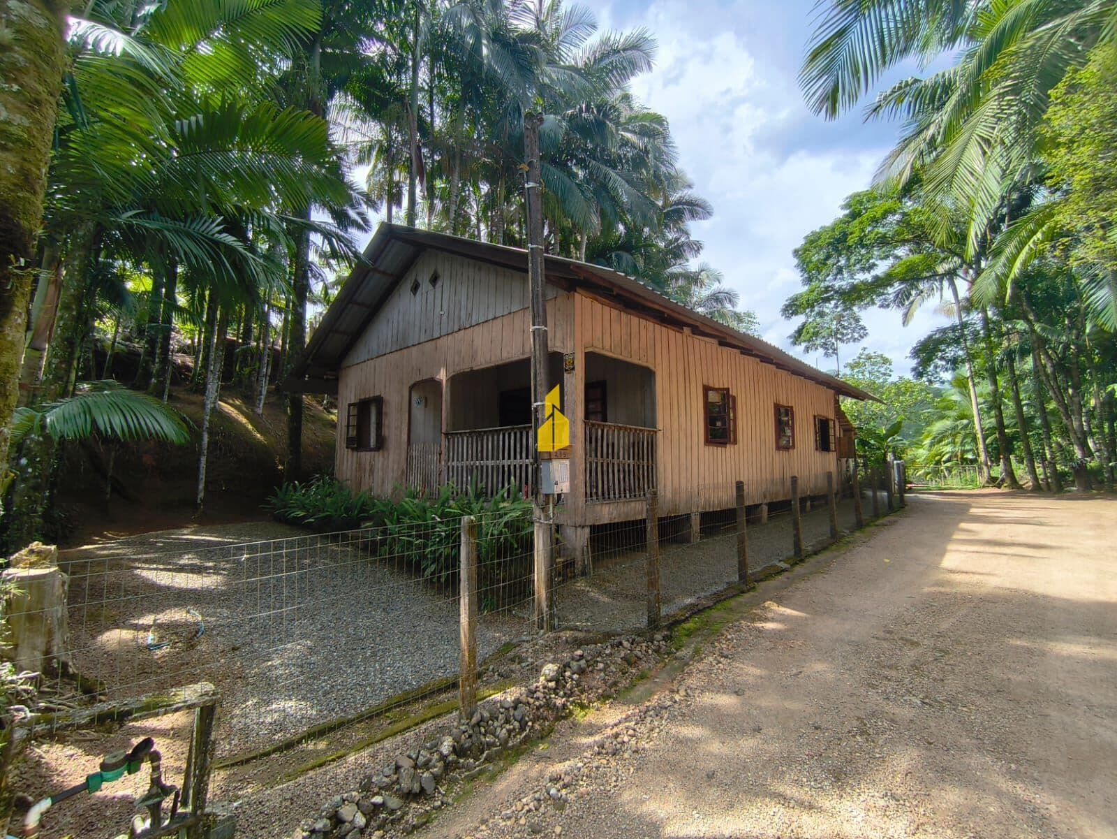Casa com 3 dormitórios à venda em Rodeio/SC