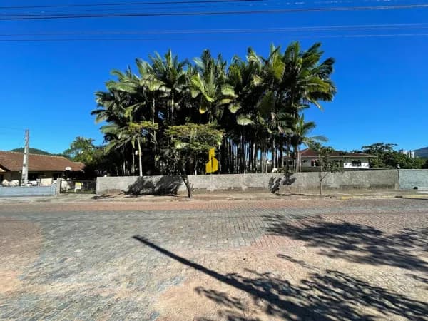 AMPLO TERRENO NA CIDADE DE TIMBÓ/SC