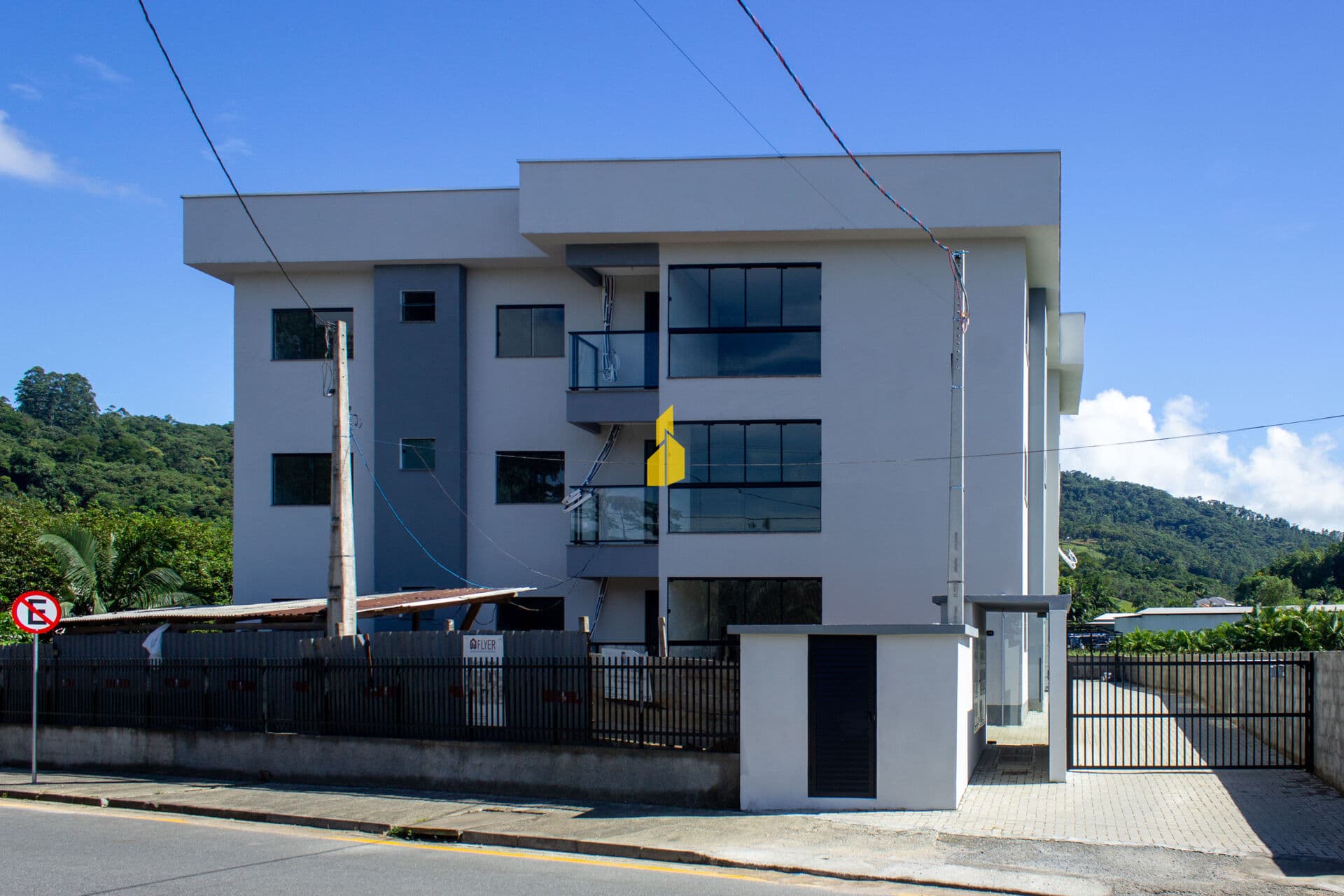 APARTAMENTOS NOVOS NA CIDADE DE POMERODE/SC