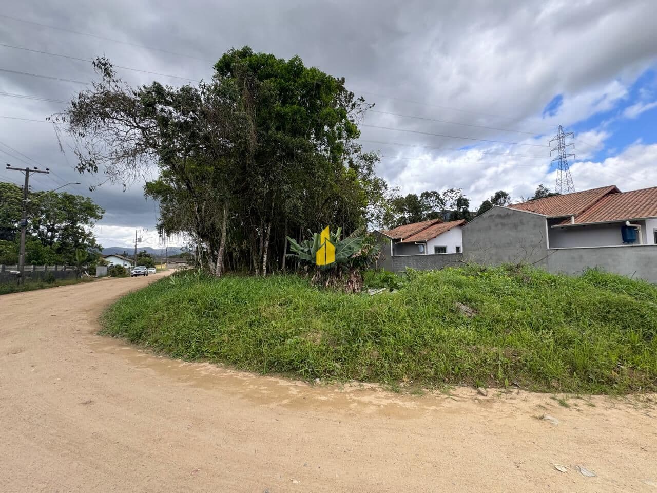 Terreno de esquina à venda em Timbó