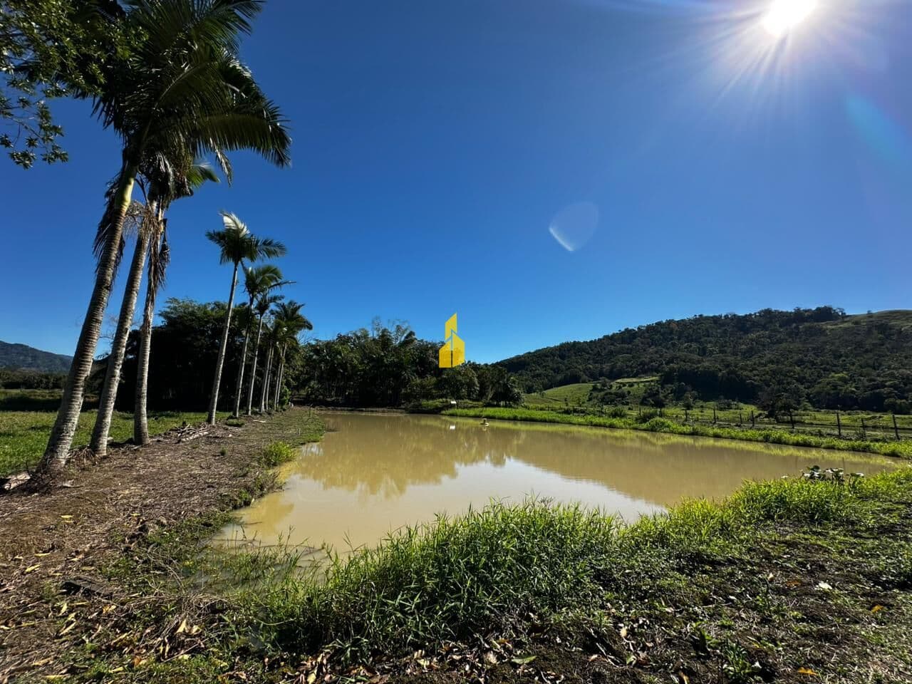 TERRENO RESIDENCIAL E INDUSTRIAL (20.000m2) EXCELENTE PARA CONSTRUÇÃO DE GALPÃO NA CIDADE DE TIMBÓ/SC