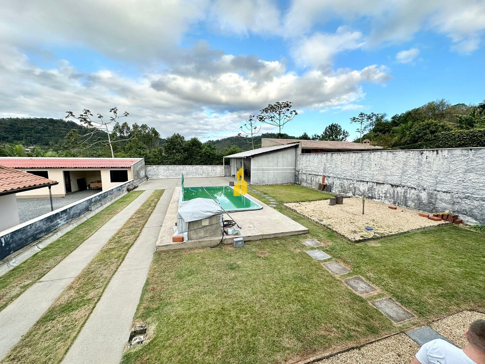 Casa á VENDA em Timbó