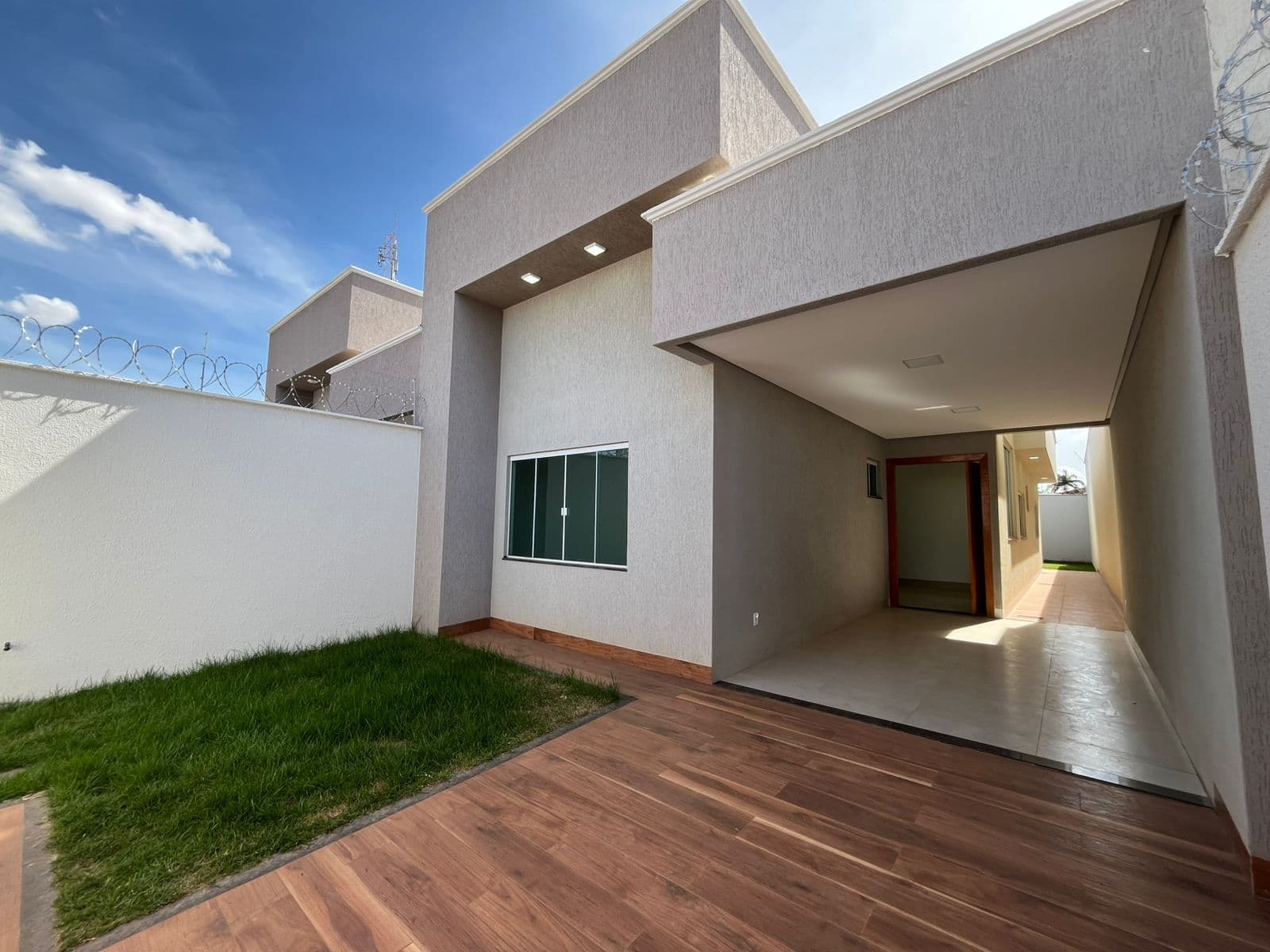 Casa em Aparecida de Goiânia - Jardim Luz