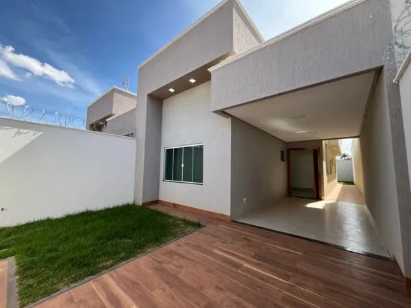Casa em Aparecida de Goiânia - Jardim Luz