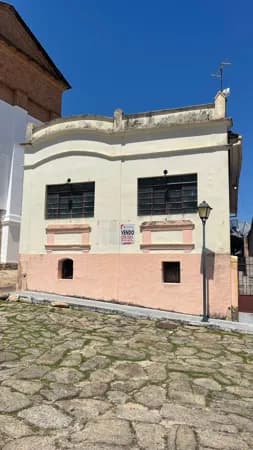 Sobrado em Goiás - Centro