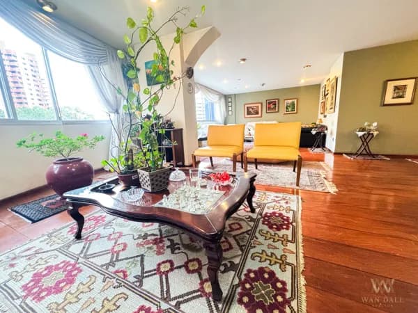 Apartamento Alto Padrão em Água Verde, Curitiba/PR