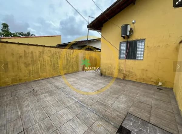 Casa em Mongaguá - Itaóca