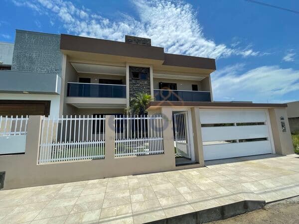 Excelente casa no Novo Passo