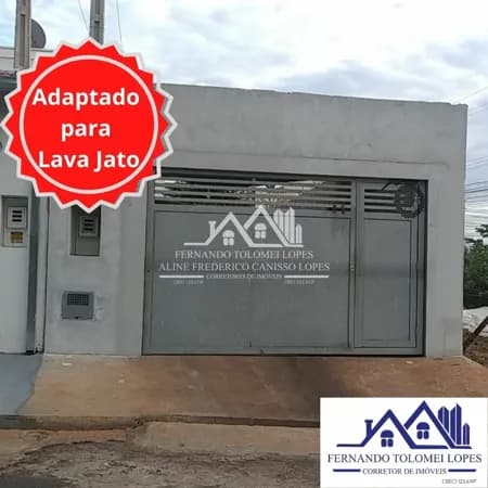 Terreno adaptado para lava jato