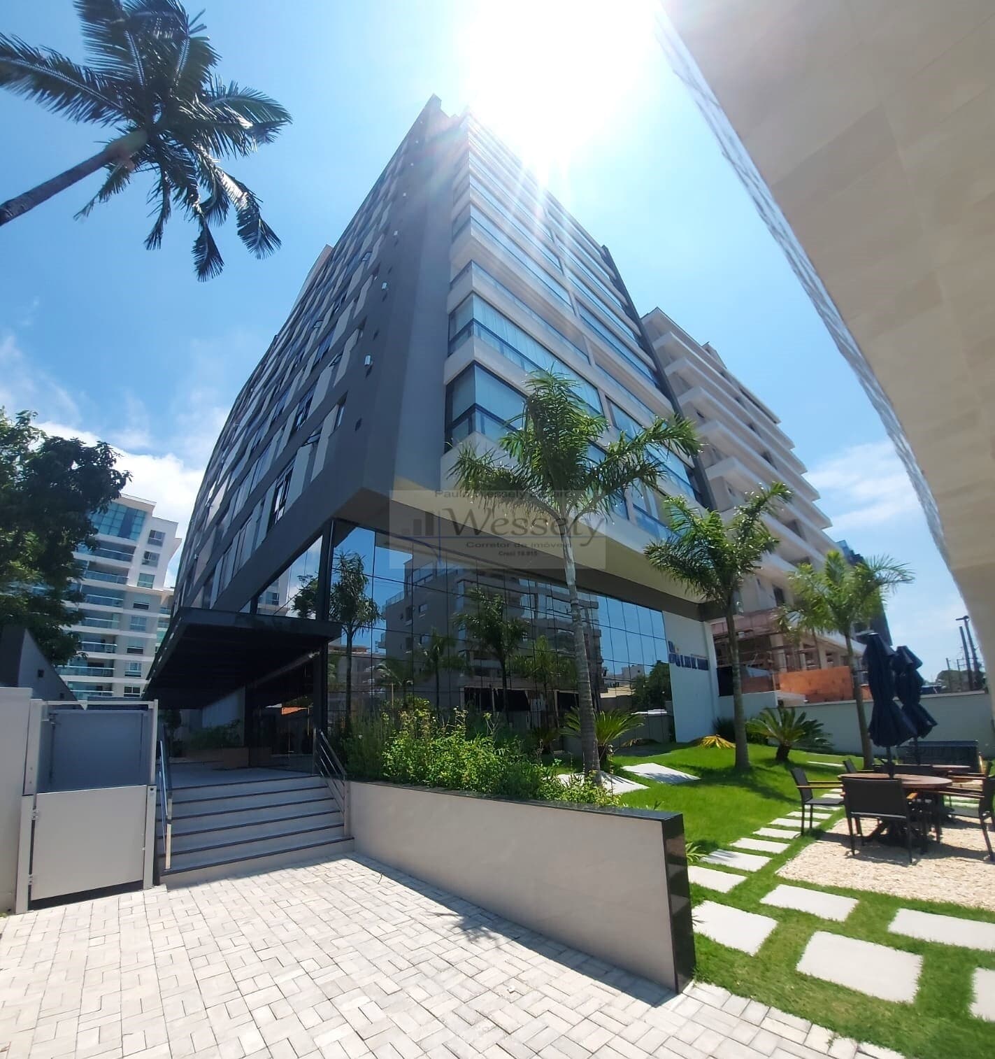 Praia Brava (50% entrada + 36 x)
