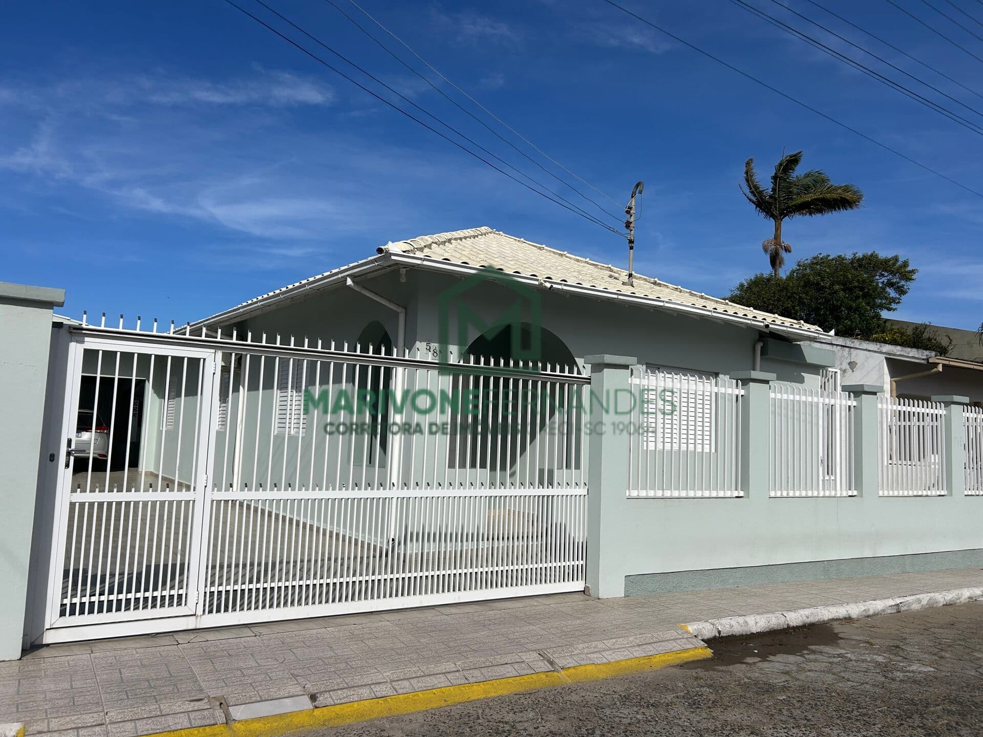Casa em Laguna - Magalhães