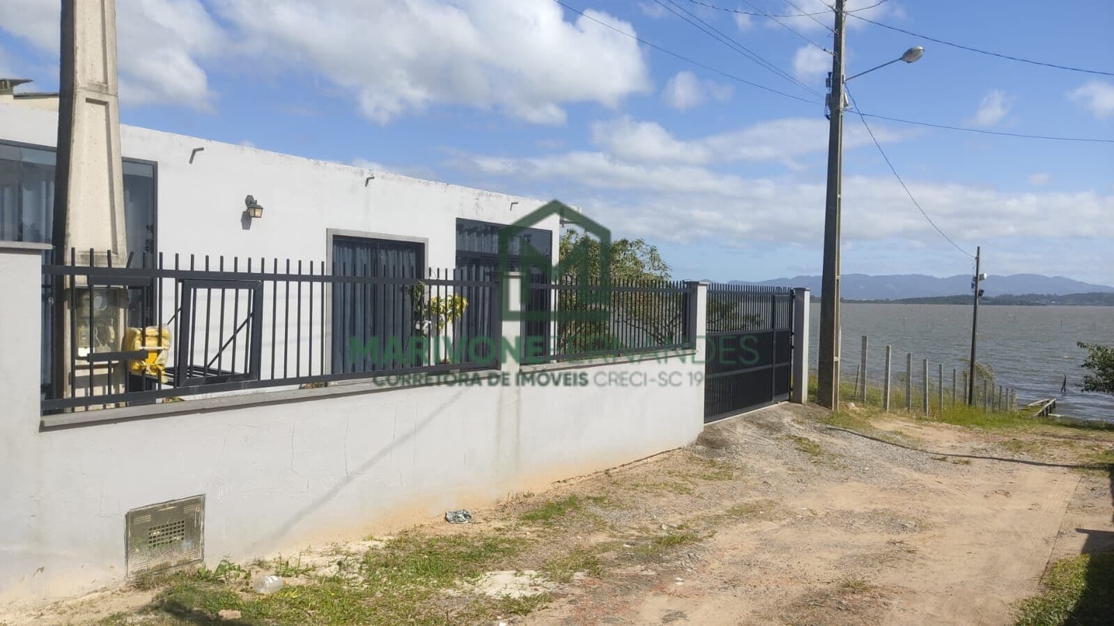 Casa em Laguna - Estreito